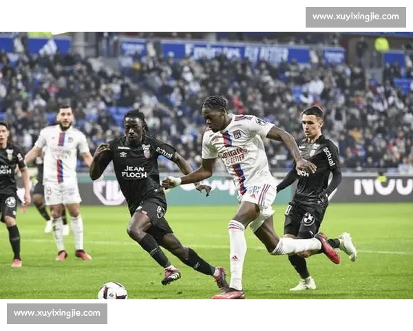 里尔迎战斯特拉法甲焦点对决谁能掌控比赛节奏胜负走向与战术博弈前瞻